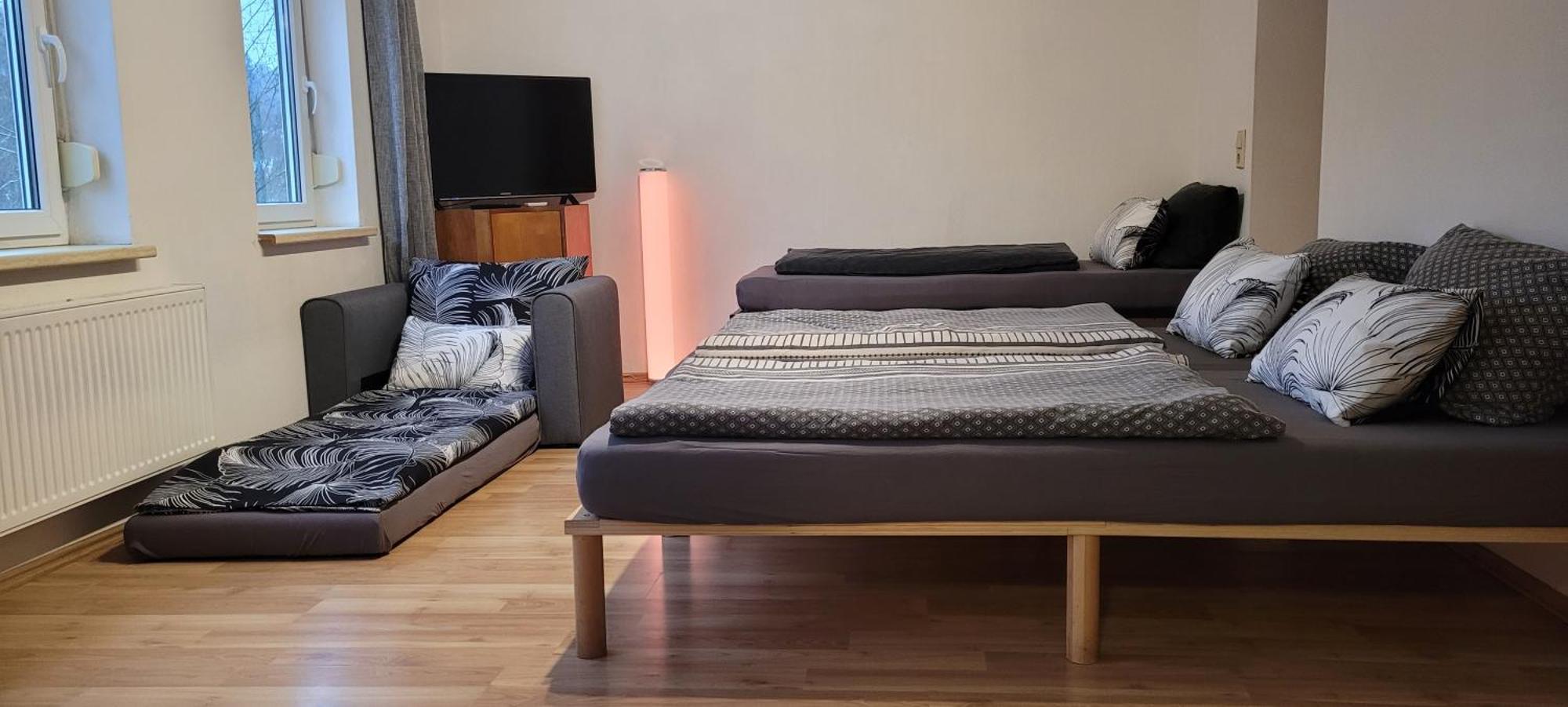 Suhl - Ihre Erholsame Arbeiterwohnung In Zentrumnaehe Kültér fotó